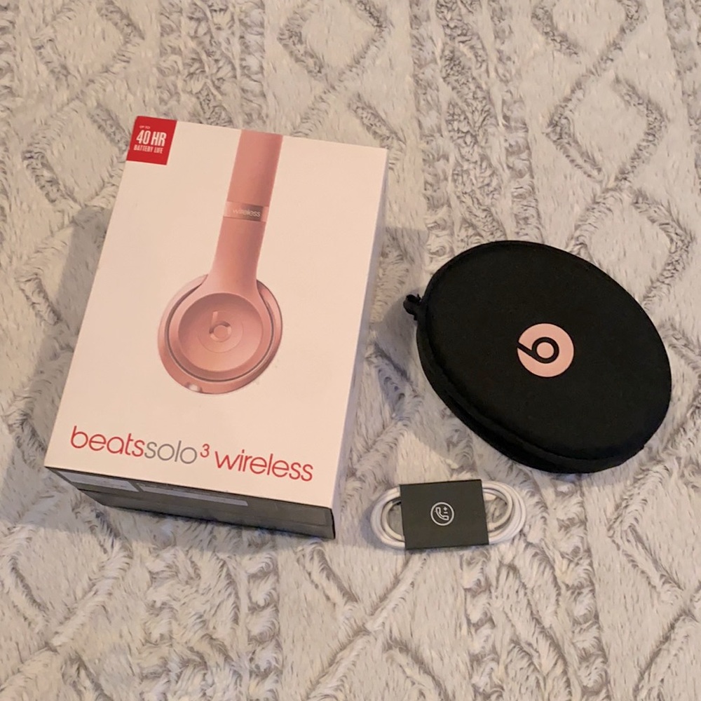 rose gold beats solo 3 wireless